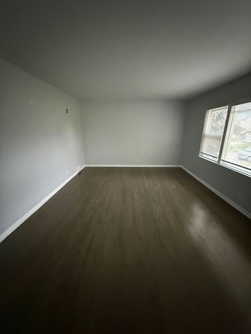 1505 N Maywood Drive 2E, Maywood, IL 60153