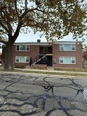 1505 N Maywood Drive 2E, Maywood, IL 60153