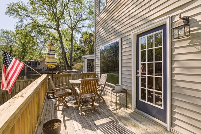 812 Harbor Place Drive, Charleston, SC 29412