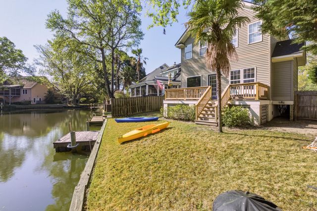 812 Harbor Place Drive, Charleston, SC 29412