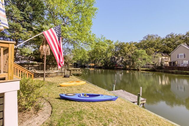 812 Harbor Place Drive, Charleston, SC 29412