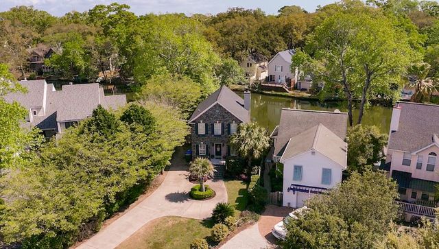 812 Harbor Place Drive, Charleston, SC 29412