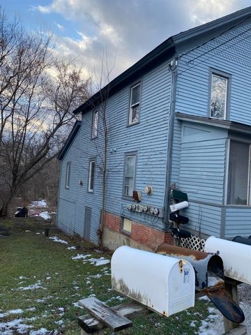 1295 & 1297 Route 149, Pawlet, VT 05761