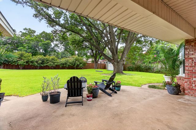 6017 Wonder Drive, Fort Worth, TX 76133