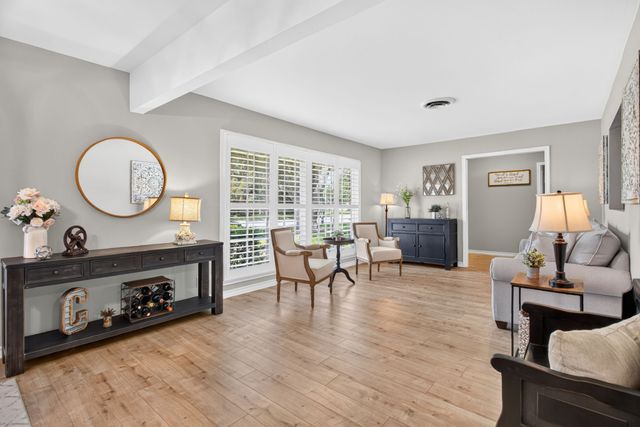 6017 Wonder Drive, Fort Worth, TX 76133