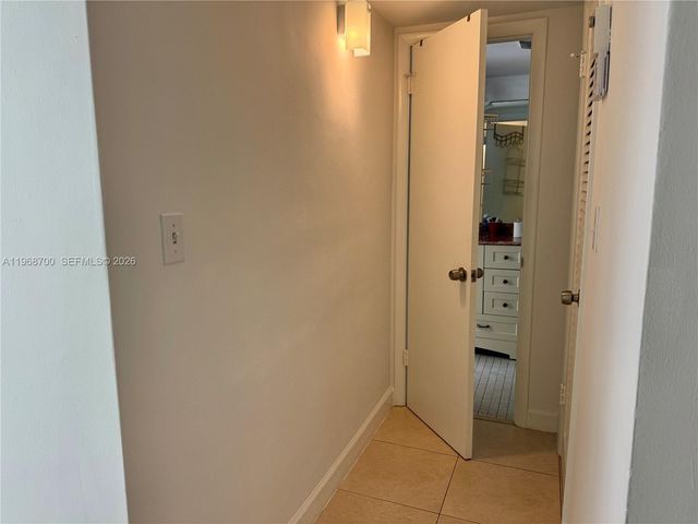 2855 Leonard Drive H202, Aventura, FL 33160