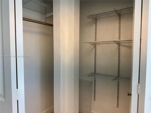 2855 Leonard Drive H202, Aventura, FL 33160