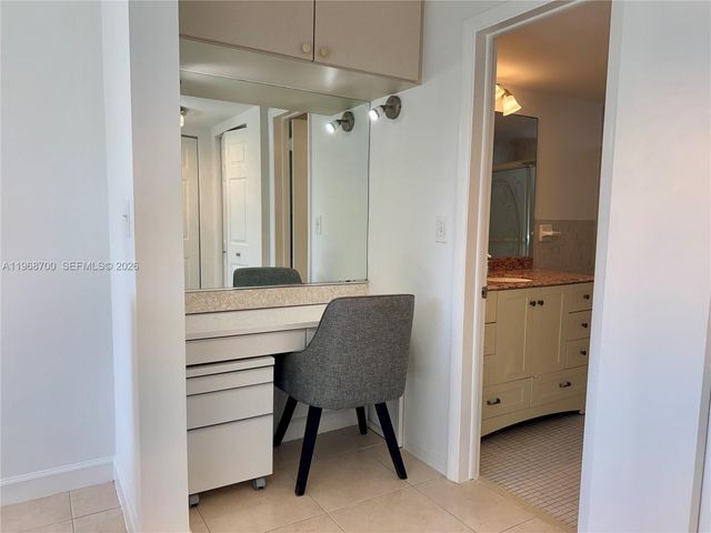 2855 Leonard Drive H202, Aventura, FL 33160