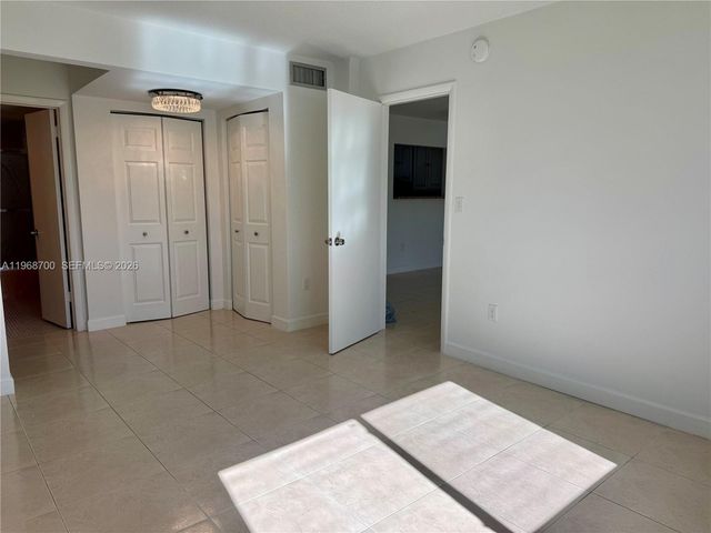 2855 Leonard Drive H202, Aventura, FL 33160
