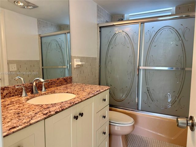 2855 Leonard Drive H202, Aventura, FL 33160
