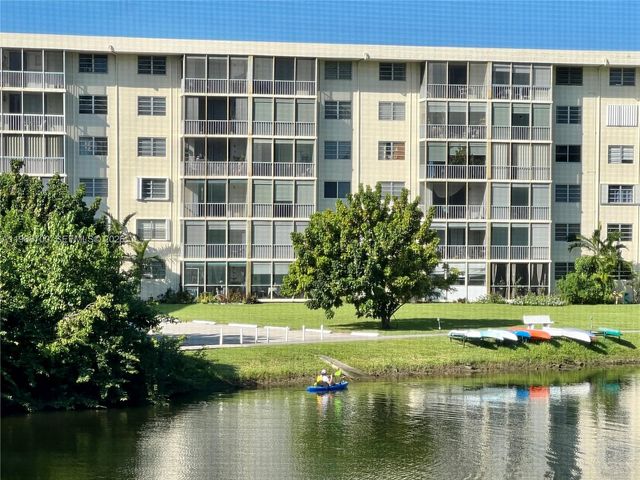 2855 Leonard Drive H202, Aventura, FL 33160