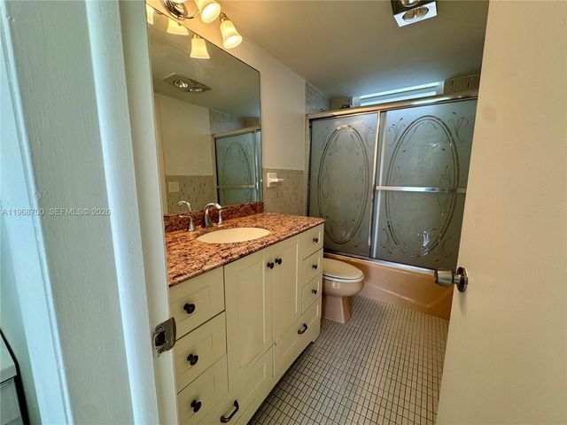 2855 Leonard Drive H202, Aventura, FL 33160