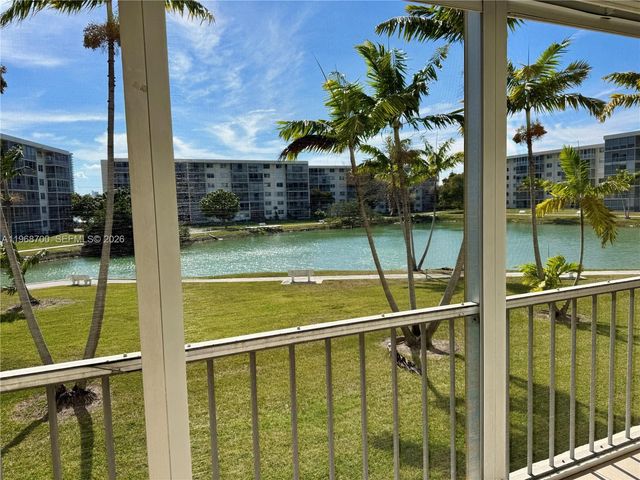 2855 Leonard Drive H202, Aventura, FL 33160