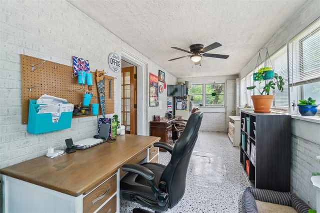 702 S Williams Avenue, El Reno, OK 73036