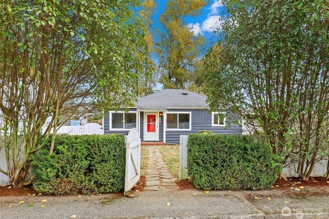 5219 Clarkston Street, Tacoma, WA 98404