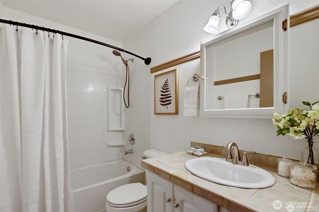 5219 Clarkston Street, Tacoma, WA 98404