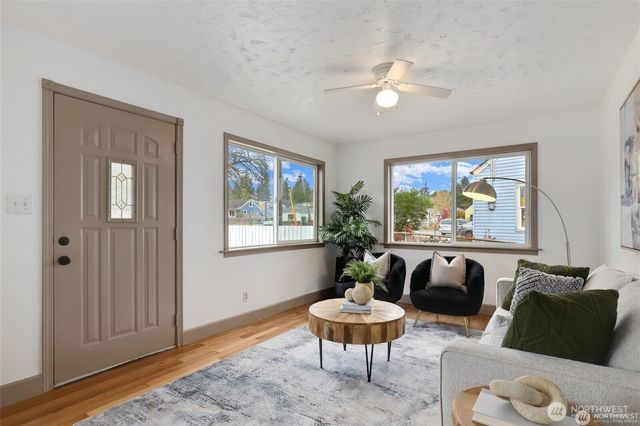 5219 Clarkston Street, Tacoma, WA 98404