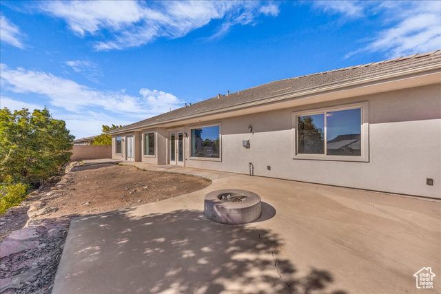 691 RAINIER DR, St. George, UT 84770