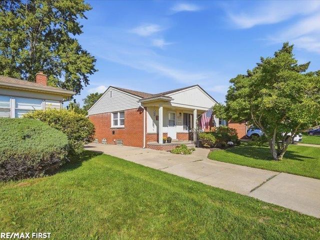 25747 Belleair Street, Roseville, MI 48066