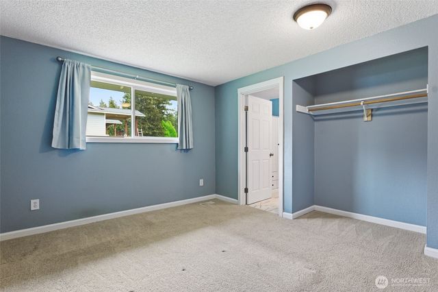 5124 Tri Lake Drive SE, Olympia, WA 98513