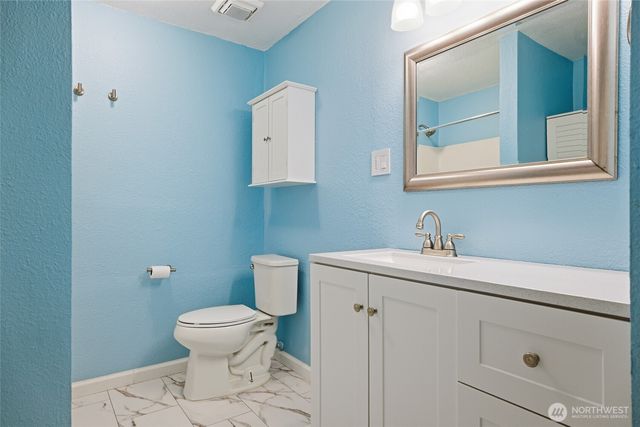 5124 Tri Lake Drive SE, Olympia, WA 98513