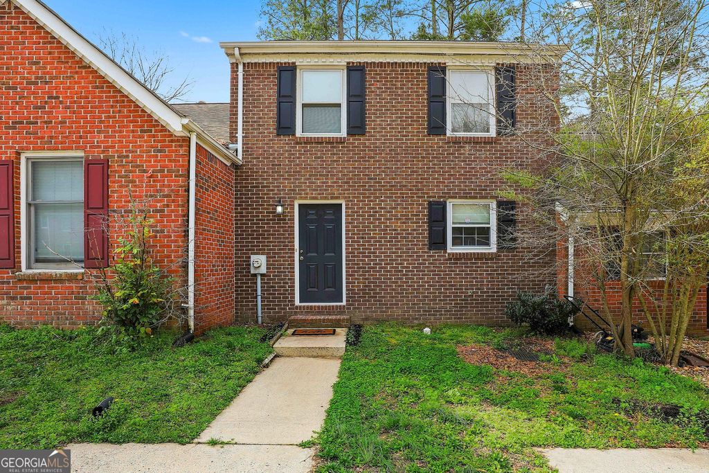 155 Williamsburg Way, Fayetteville, GA 30214