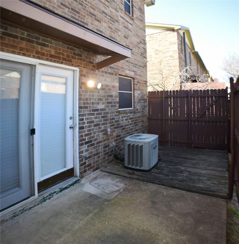 916 Cedar Terrace, Cedar Hill, TX 75104