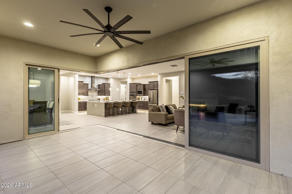 Image 30 of property listing at 3412 W MORGAN IVY Lane, Phoenix, AZ 85045