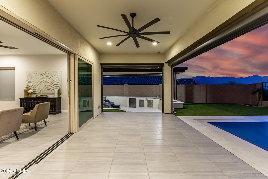 Image 32 of property listing at 3412 W MORGAN IVY Lane, Phoenix, AZ 85045