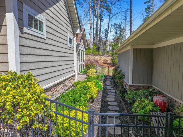 7528 Courtyard Place, Cary, NC 27519