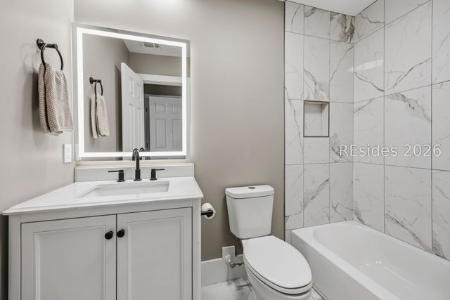 5 Gum Tree Rd Apt L20, Hilton Head Island, SC 29926
