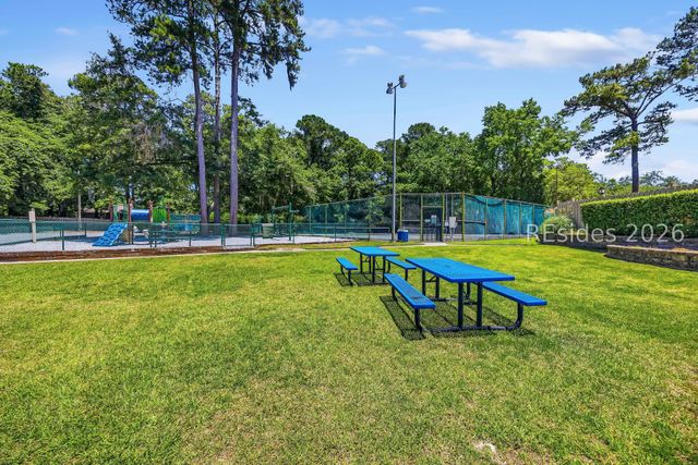 5 Gum Tree Rd Apt L20, Hilton Head Island, SC 29926