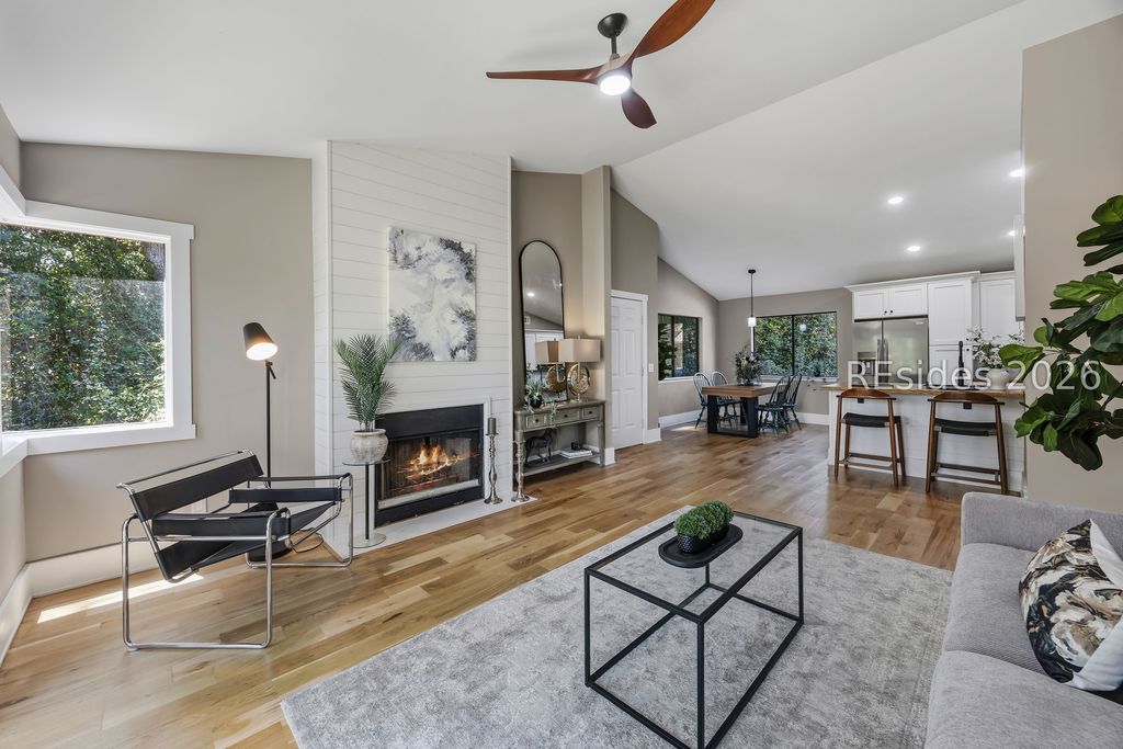 5 Gum Tree Rd Apt L20, Hilton Head Island, SC 29926