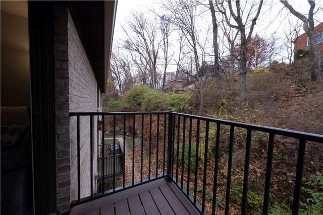 300 Gilkeson Road 12A, Mt Lebanon, PA 15228