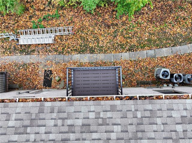 300 Gilkeson Road 12A, Mt Lebanon, PA 15228