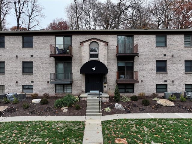 300 Gilkeson Road 12A, Mt Lebanon, PA 15228