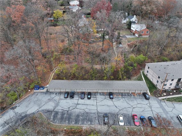 300 Gilkeson Road 12A, Mt Lebanon, PA 15228