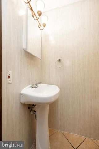 81 W 4TH ST, Pottstown, PA 19464