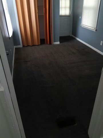 16191 Salem, Detroit, MI 48219