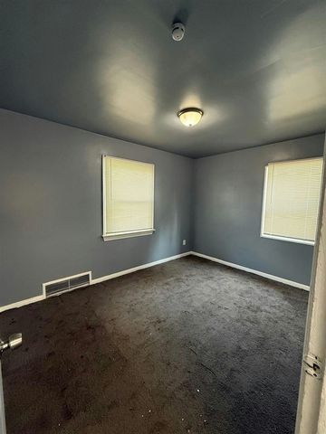 16191 Salem, Detroit, MI 48219