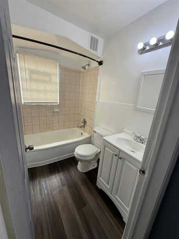 16191 Salem, Detroit, MI 48219