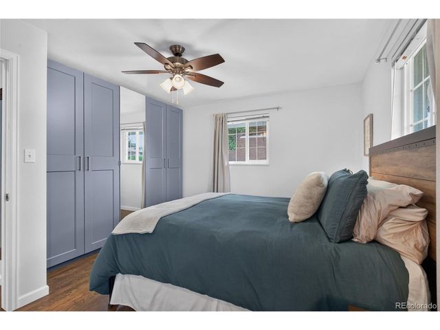 7650 S Kit Carson Dr, Centennial, CO 80122