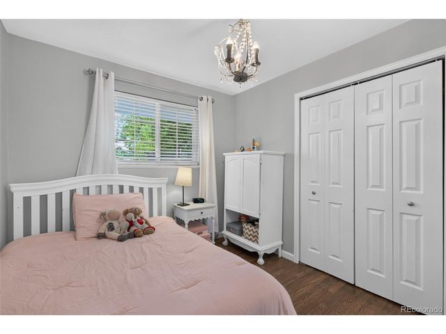 7650 S Kit Carson Dr, Centennial, CO 80122