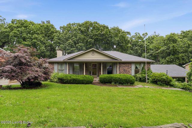 2724 Windsor Forest Dr, Louisville, KY 40272