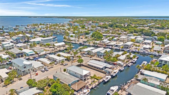 410 Bowie Ln, Key Largo, FL 33037
