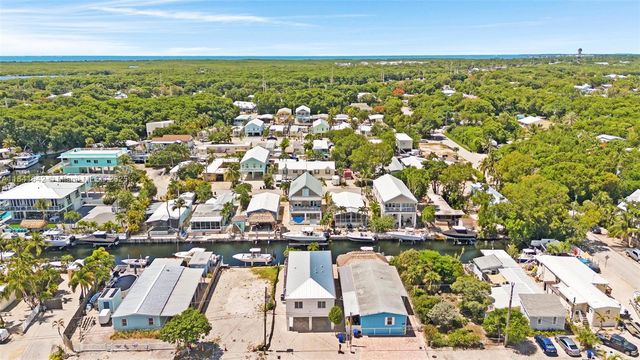 410 Bowie Ln, Key Largo, FL 33037