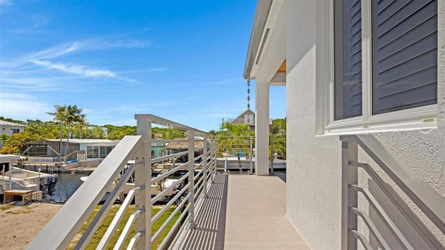 410 Bowie Ln, Key Largo, FL 33037