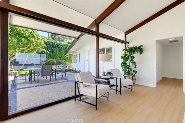 24 Cayuse Lane, Rancho Palos Verdes, CA 90275