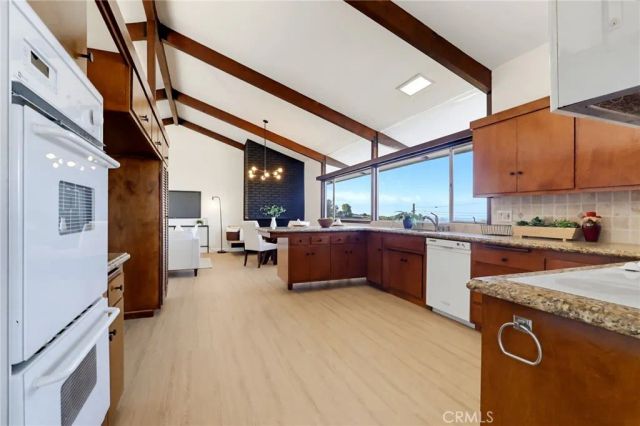 24 Cayuse Lane, Rancho Palos Verdes, CA 90275