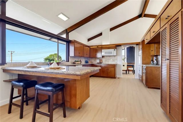 24 Cayuse Lane, Rancho Palos Verdes, CA 90275